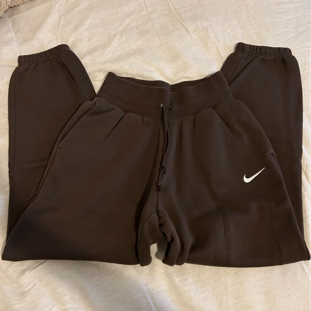 Nike Women's Dark Brown Sweatpants